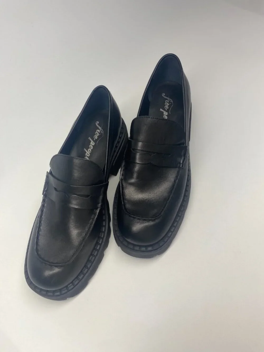 Free People Womens Lyra Lug Sole Black Platform Loafers Sz 9.5